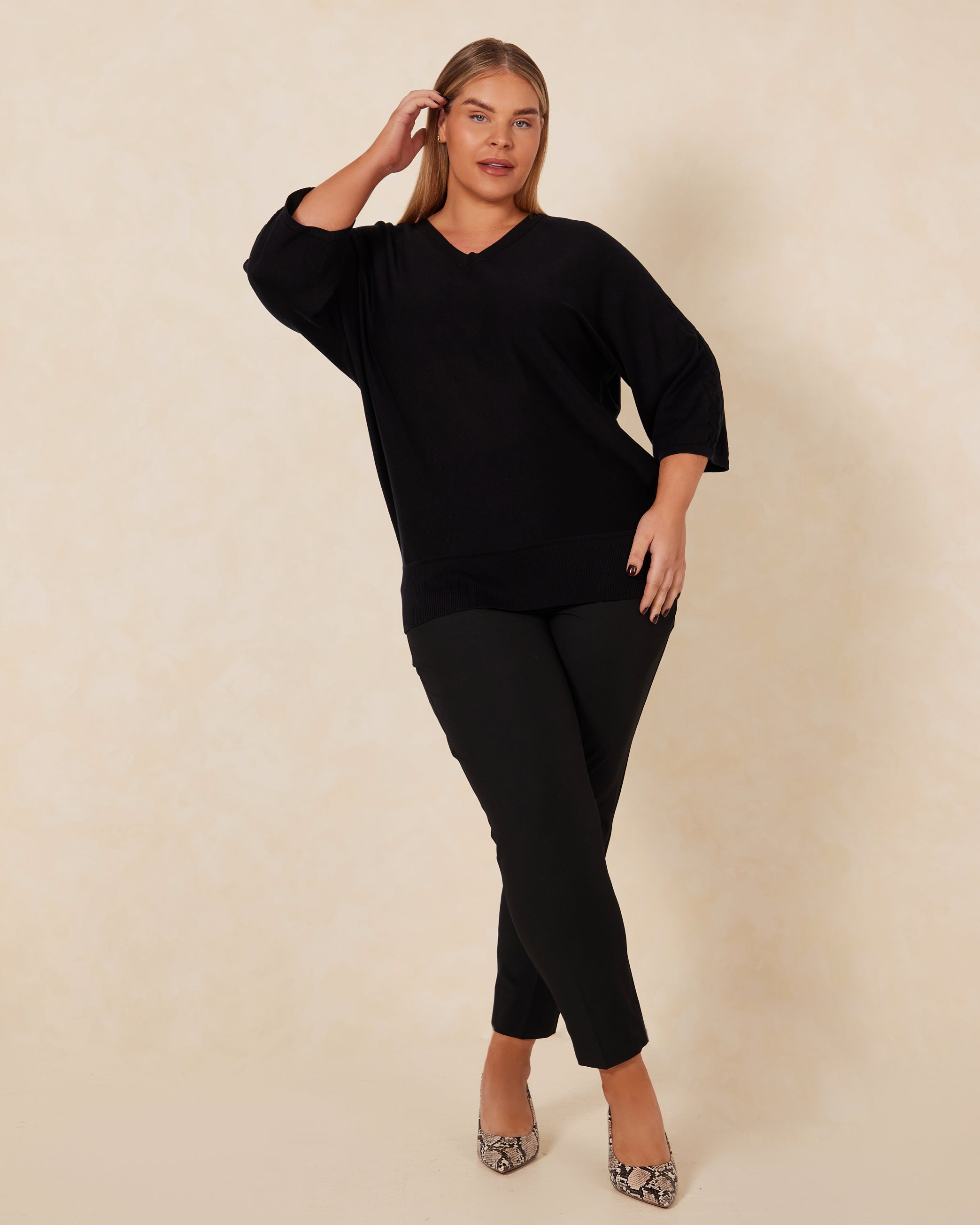 Harper Fine Knit V-neck Top - Black