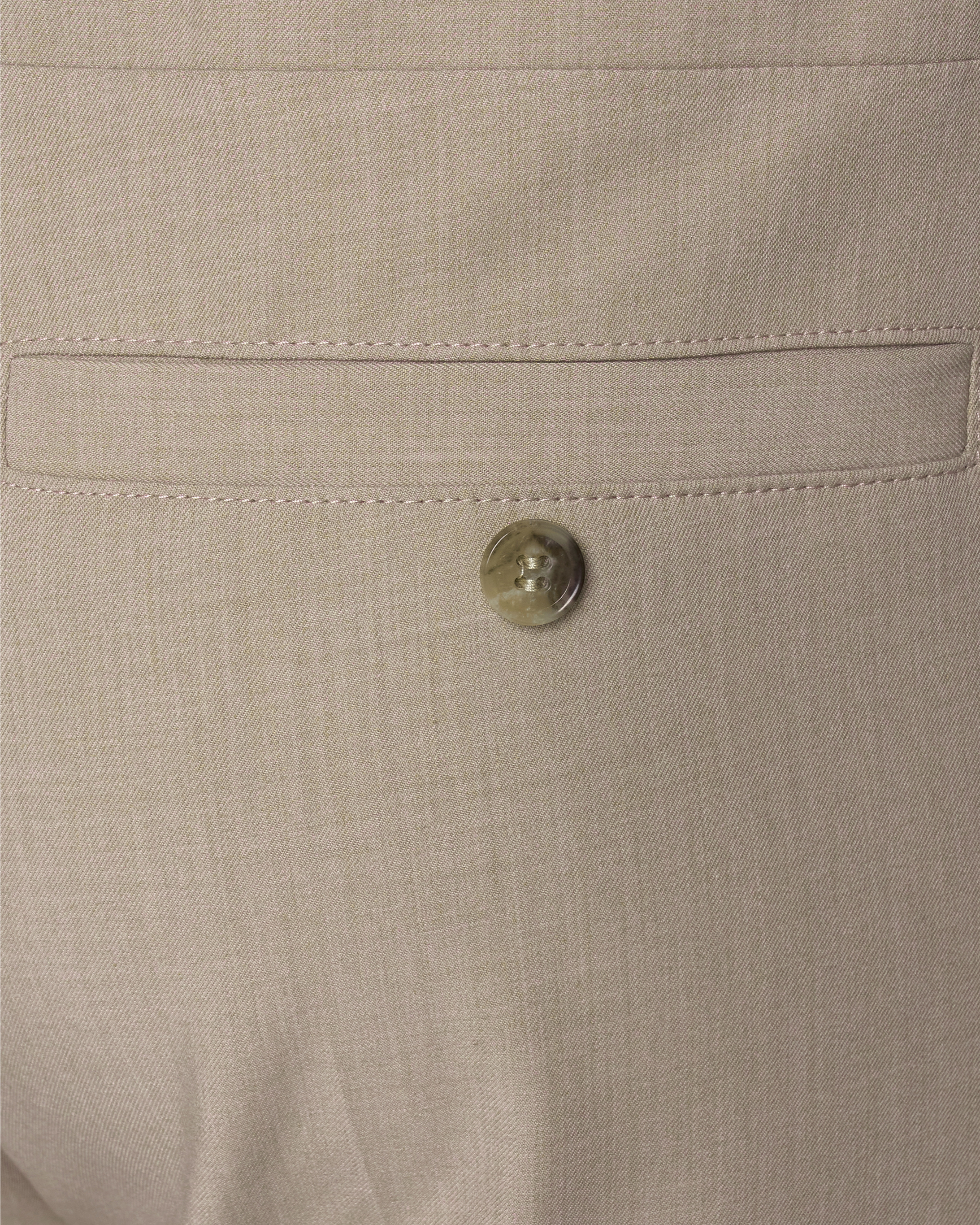 Close up pocket of MELYRFLEX camel Amalfi trousers