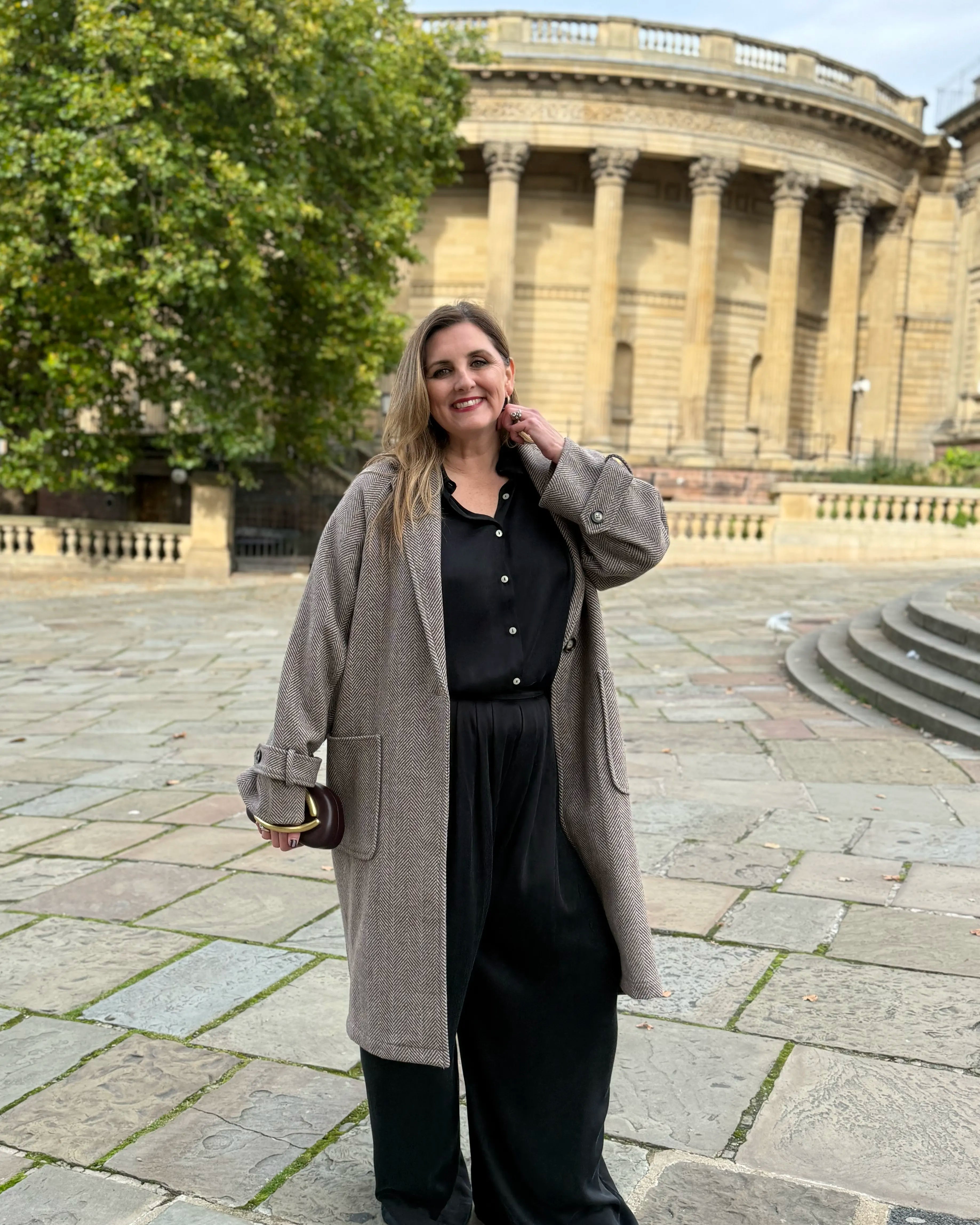 Maßgeschneiderter Mantel „Coco“ mit Fischgrätenmuster