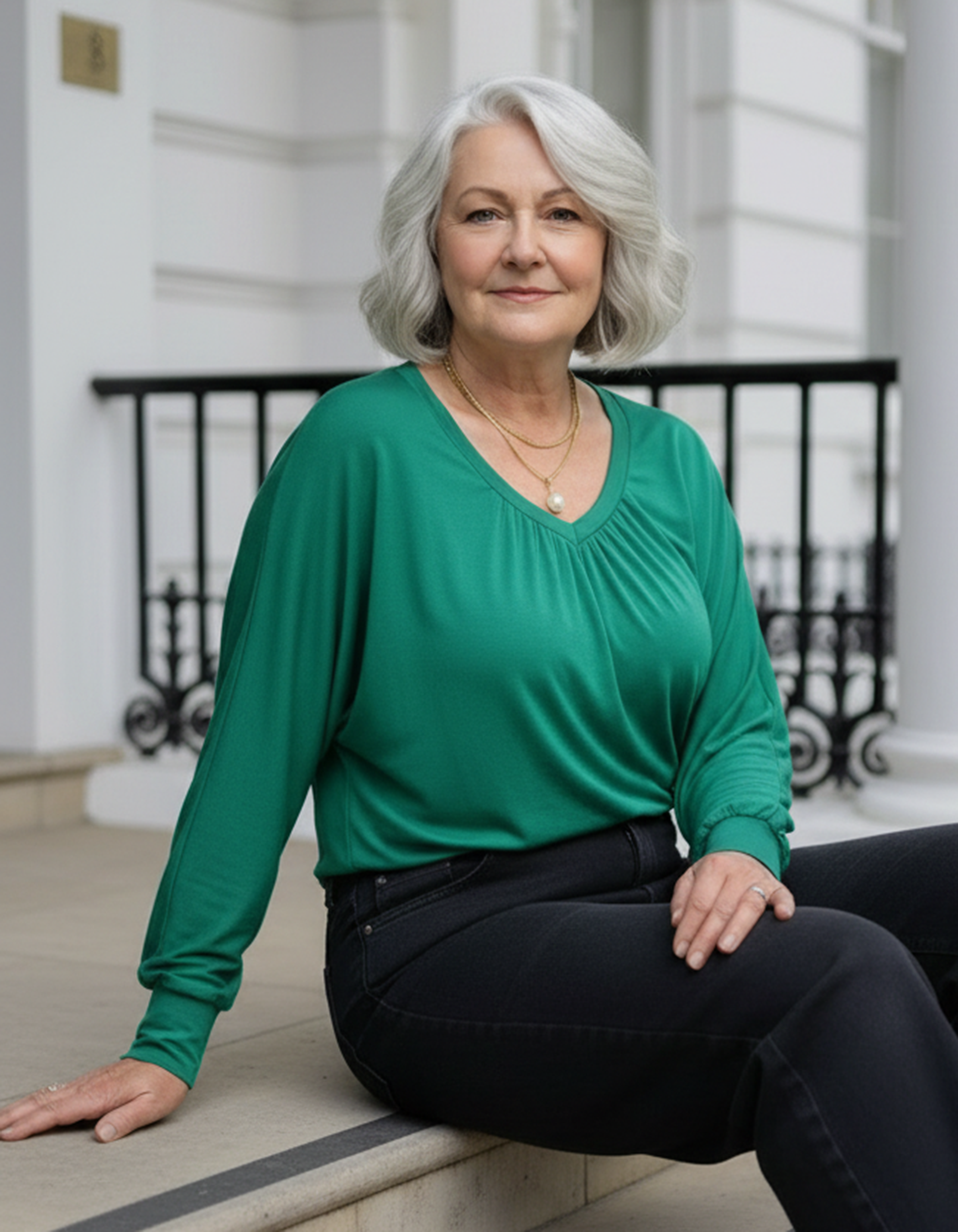 Vivienne Ruched Batwing V Neck - Emerald