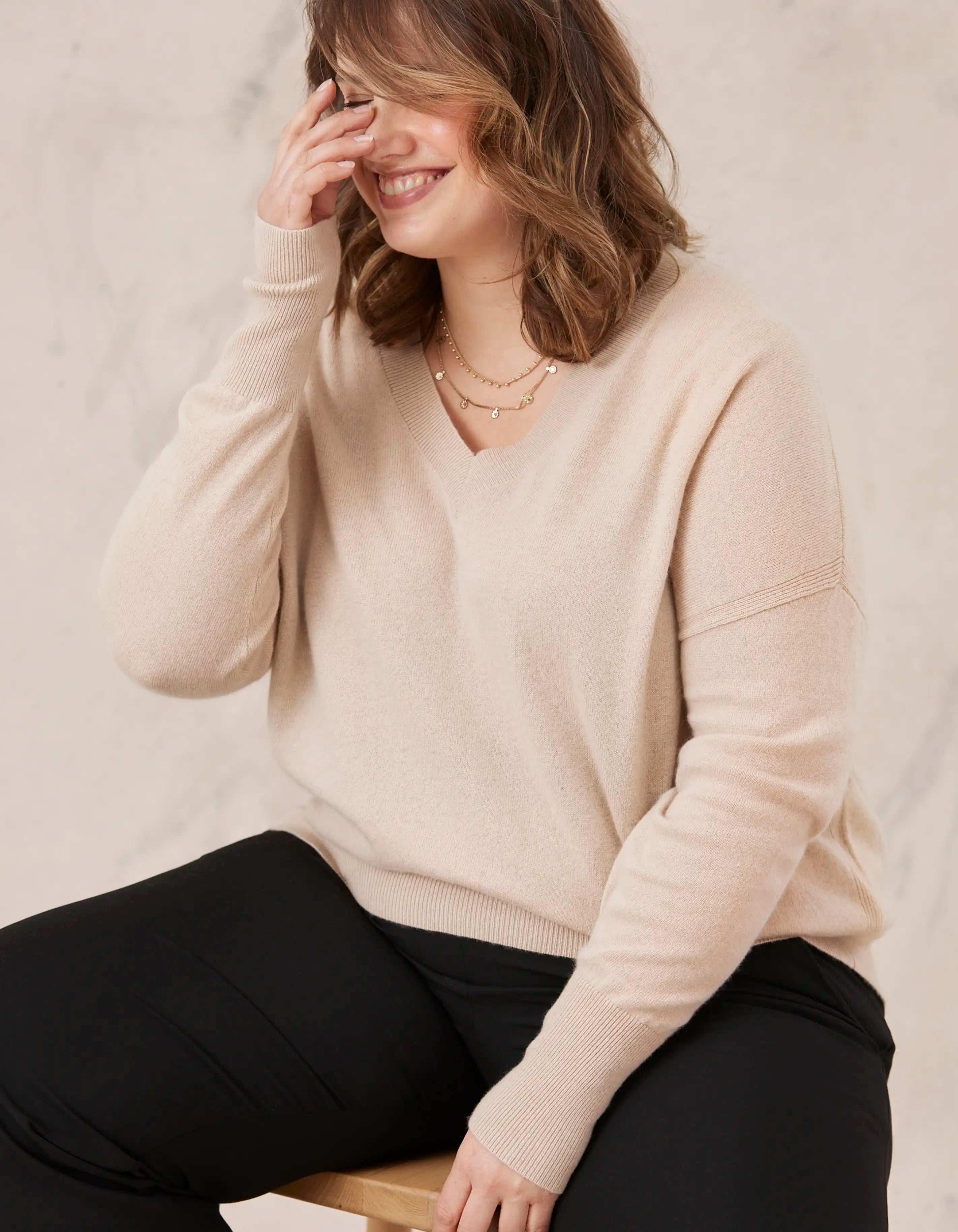 Helena V-neck Merino And Cashmere Knit - Sand