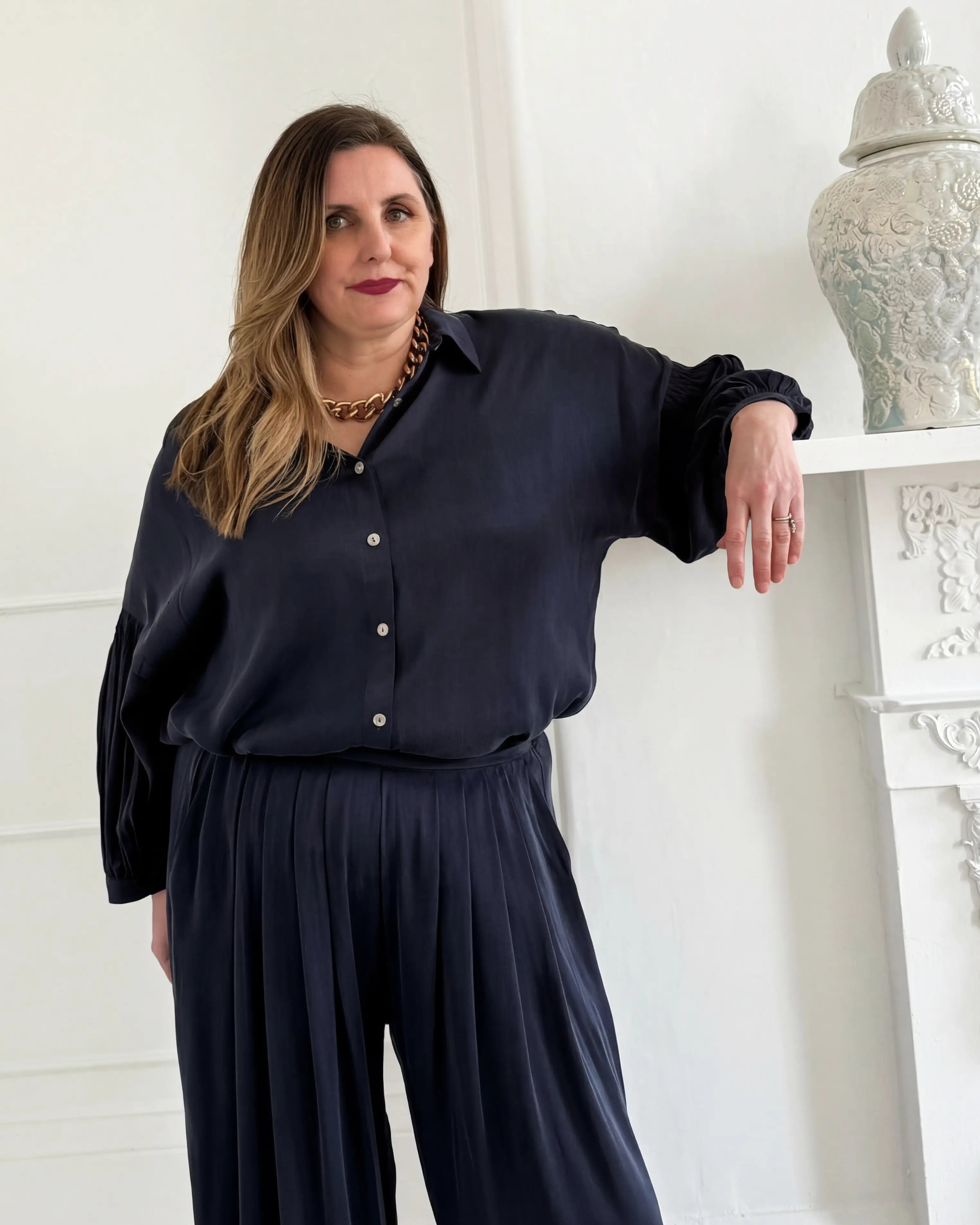 Sorrento Pleated Cupro Shirt - Navy